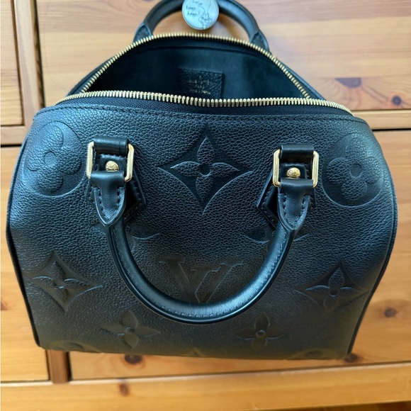 Louis Vuitton Speedy 25 Bandouliere in Monogram Empreinte Noir - Picture 2 of 8
